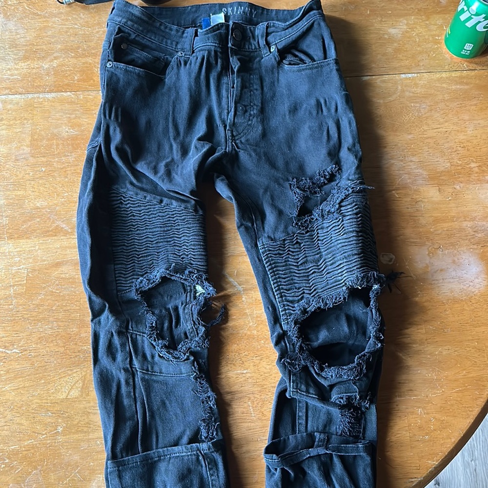 H&M, black, skinny, 30